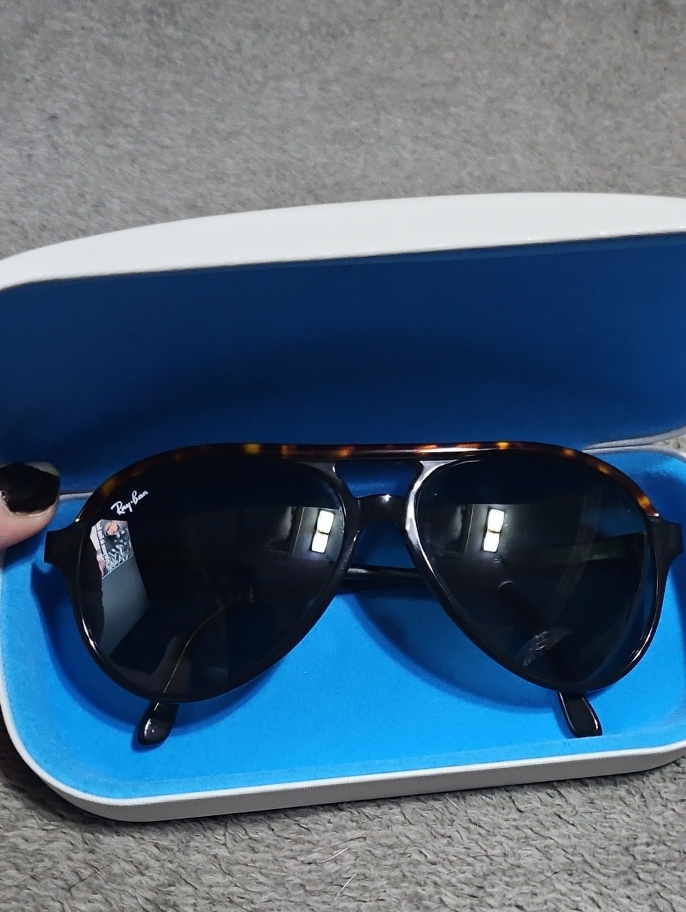 Ray-ban Mens Aviator Sunglasses PERFECT!!!